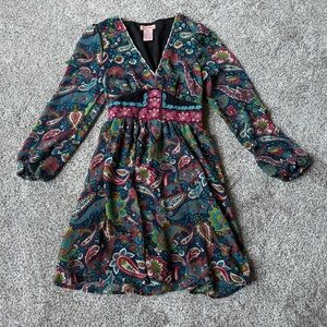 Flying Tomato Green and V-Neck Sundress‎ with Bishop Sleeves